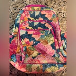 Regular size essential backpack Vera Bradley 🩷🌸 👉READ DESCRIPTION👈